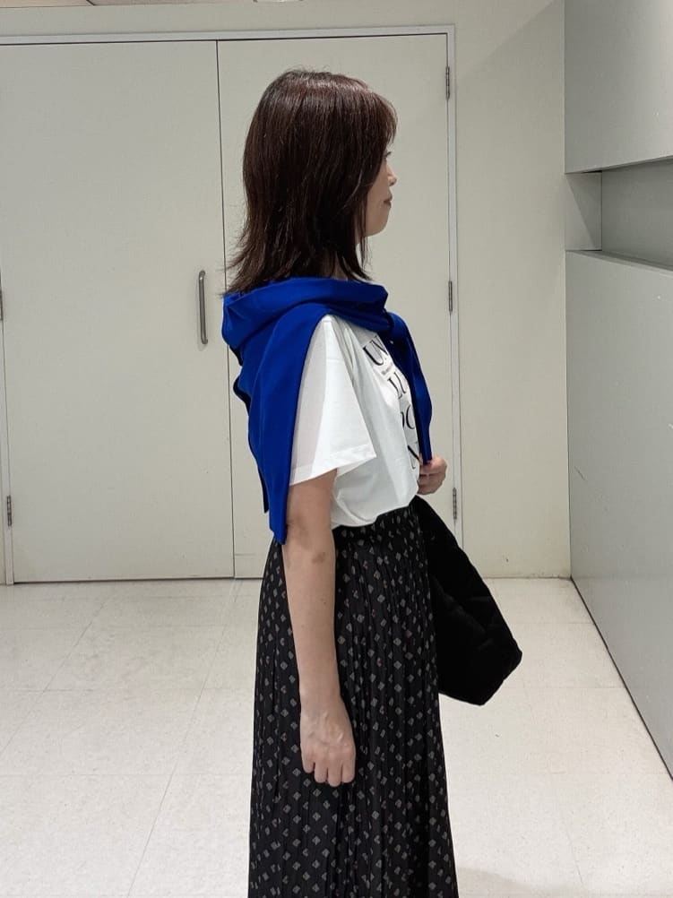 makiさんの「UNTITLED｜【アンサンブル可/薄手】ベーシッククルーネックカーディガン」を使ったコーディネート