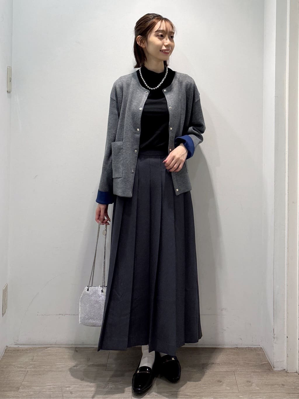 ぶまりんさんの「OPAQUE.CLIP｜シアーハイネックトップス【洗濯機OK】」を使ったコーディネート