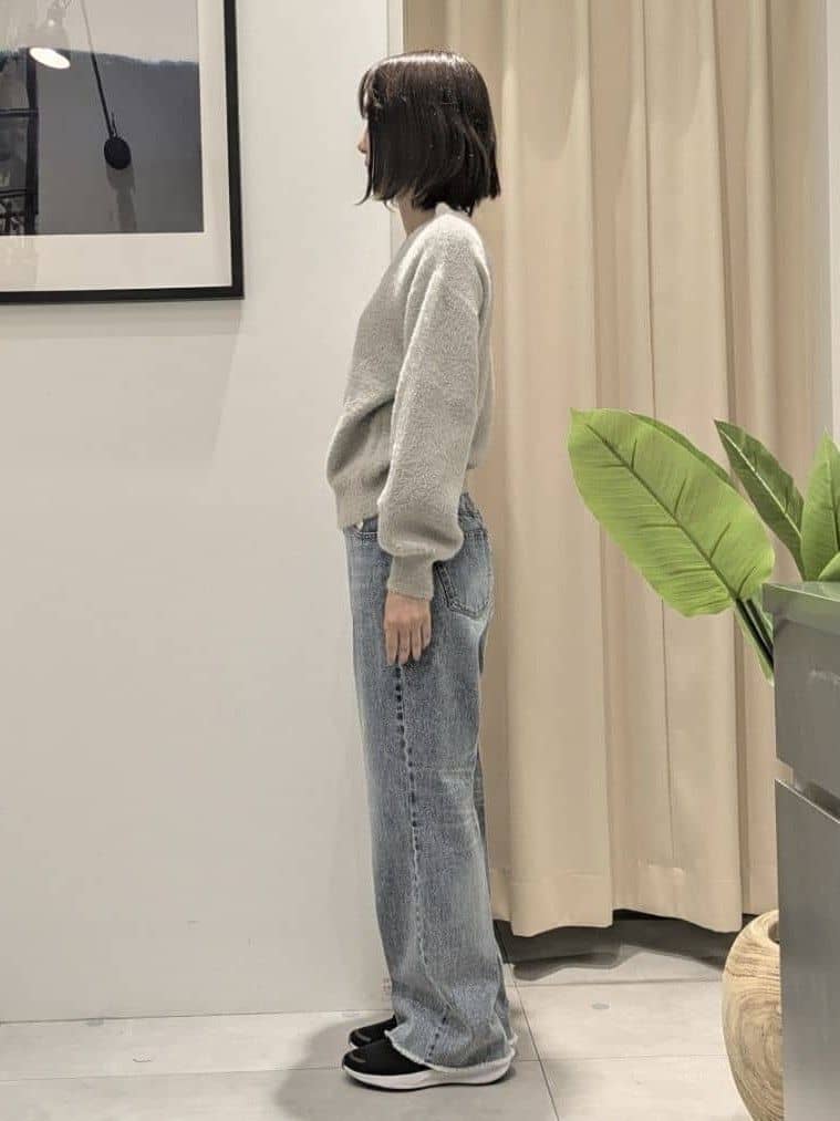 なめさんの「THE SHOP TK｜【洗える】上品にきらめく フェザーラメニット」を使ったコーディネート