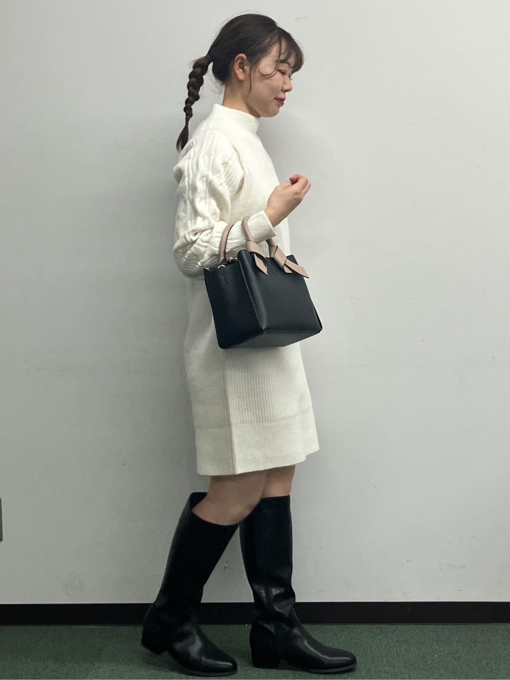 MAYUKIさんの「index｜ウール混ケーブルスリーブミニワンピース【洗濯機OK】」を使ったコーディネート
