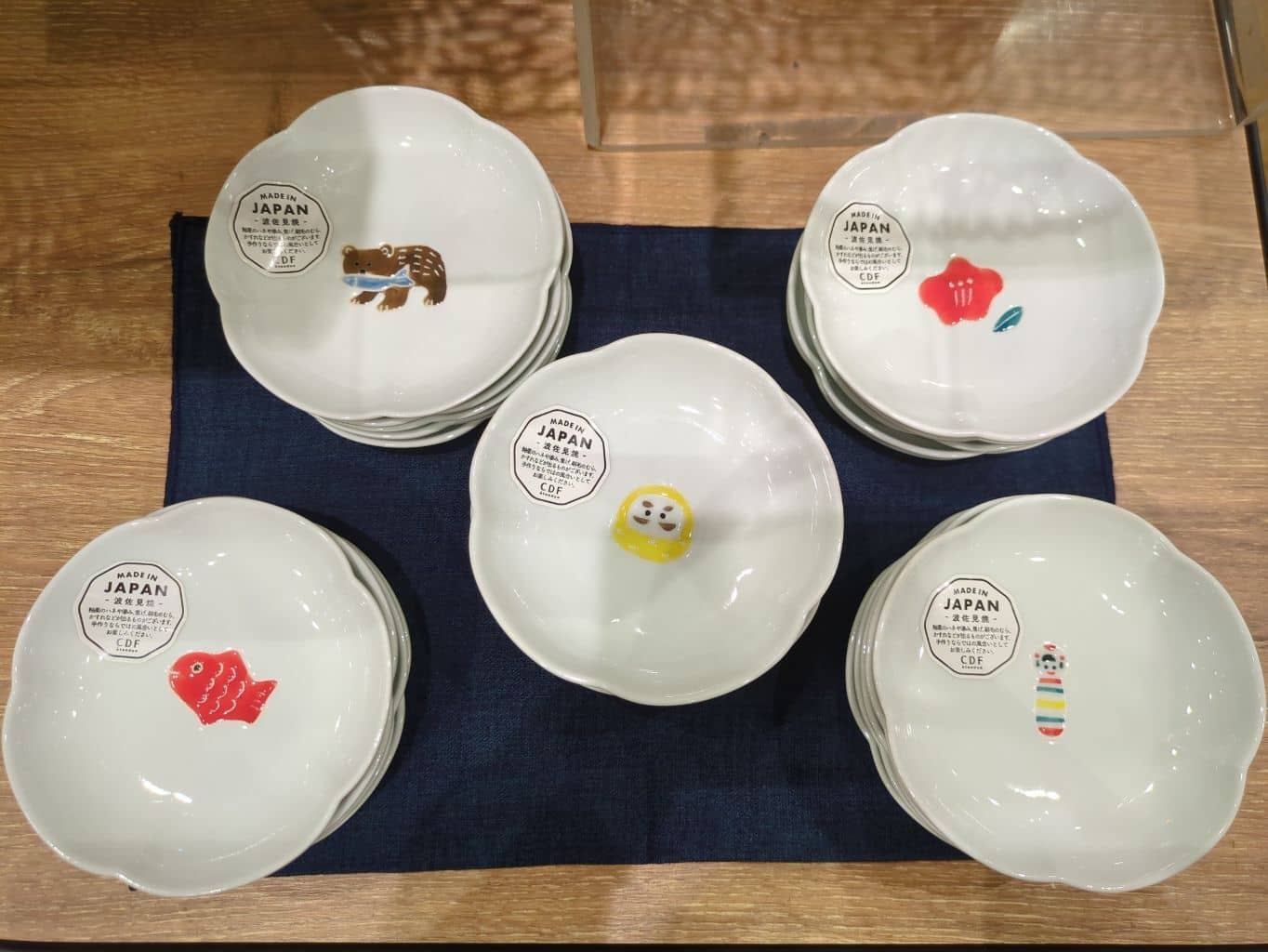 あーちゃんさんの「212 KITCHEN STORE｜ニッポン絵皿 箸置き小皿 こけし」を使ったコーディネート