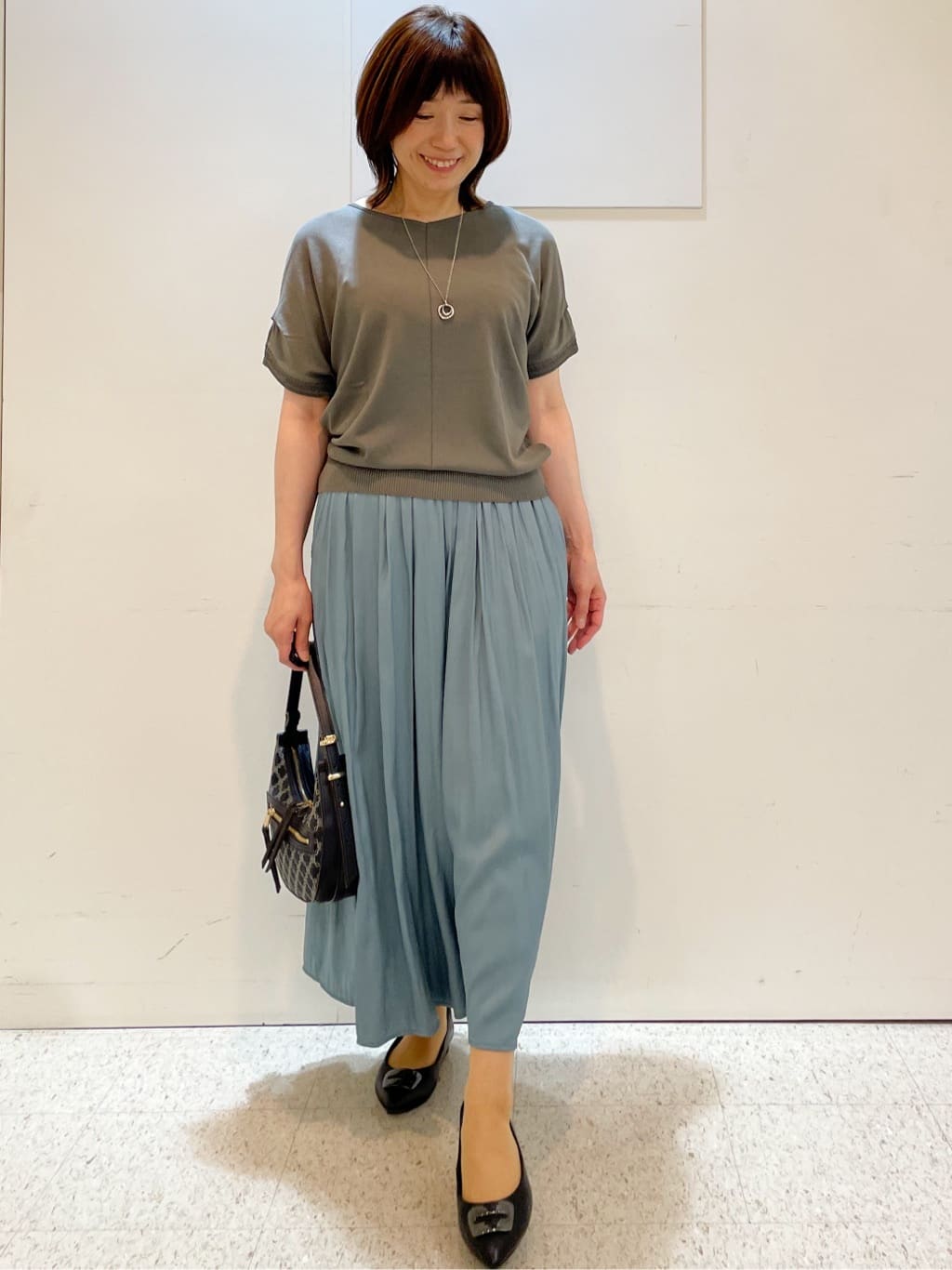 めいさんの「Reflect｜【ウエストゴム仕様／長く着られる◎】スカーチョパンツ」を使ったコーディネート