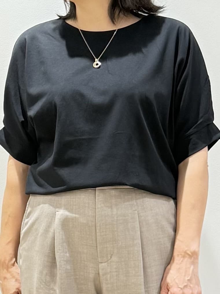 Lilyさんの「grove｜ロープベルトで差がつく 洗練リラックスパンツ」を使ったコーディネート