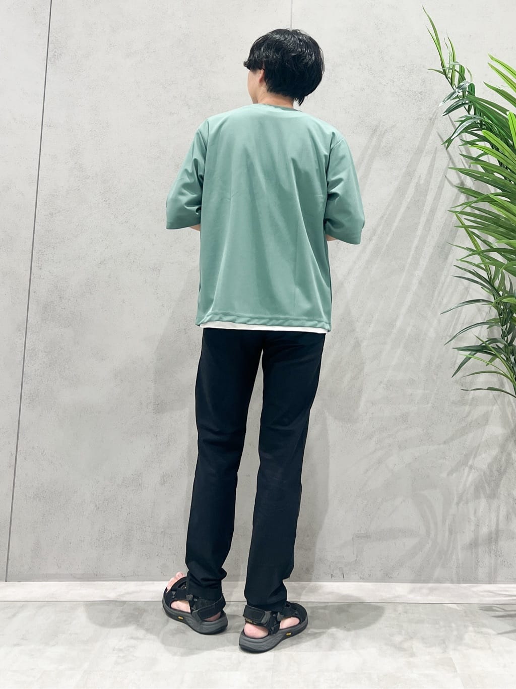 SHI-MAさんの「THE SHOP TK｜五分袖カーディガン+半袖Tシャツセットアイテム 洗濯機OK」を使ったコーディネート