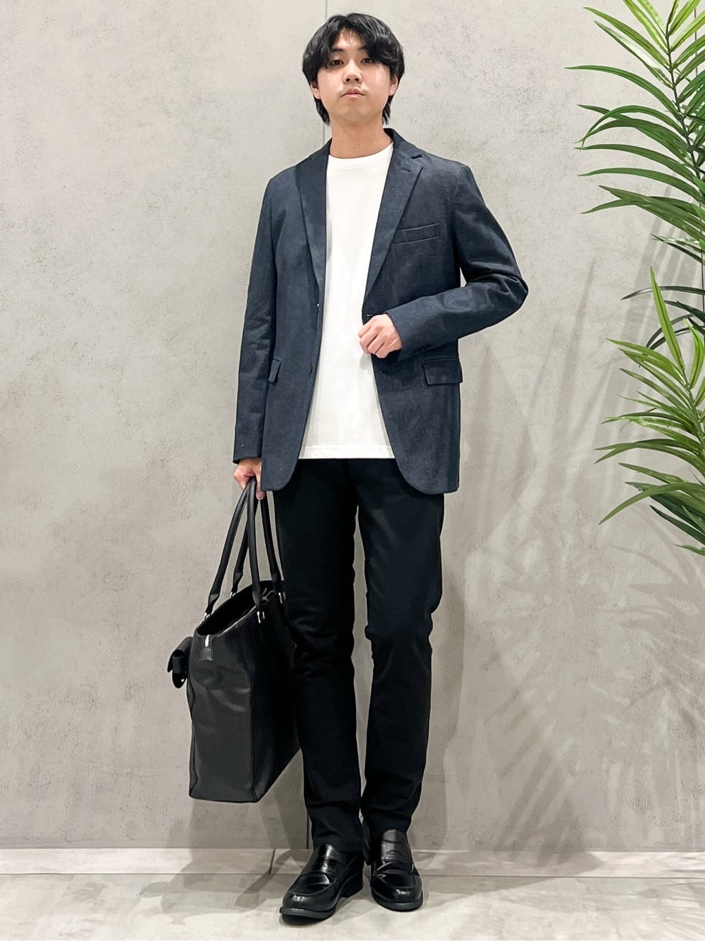 SHI-MAさんの「THE SHOP TK｜エバーデニムジャケット【色落ちしにくい/洗濯機OK/ストレッチ/セットアップ可】」を使ったコーディネート