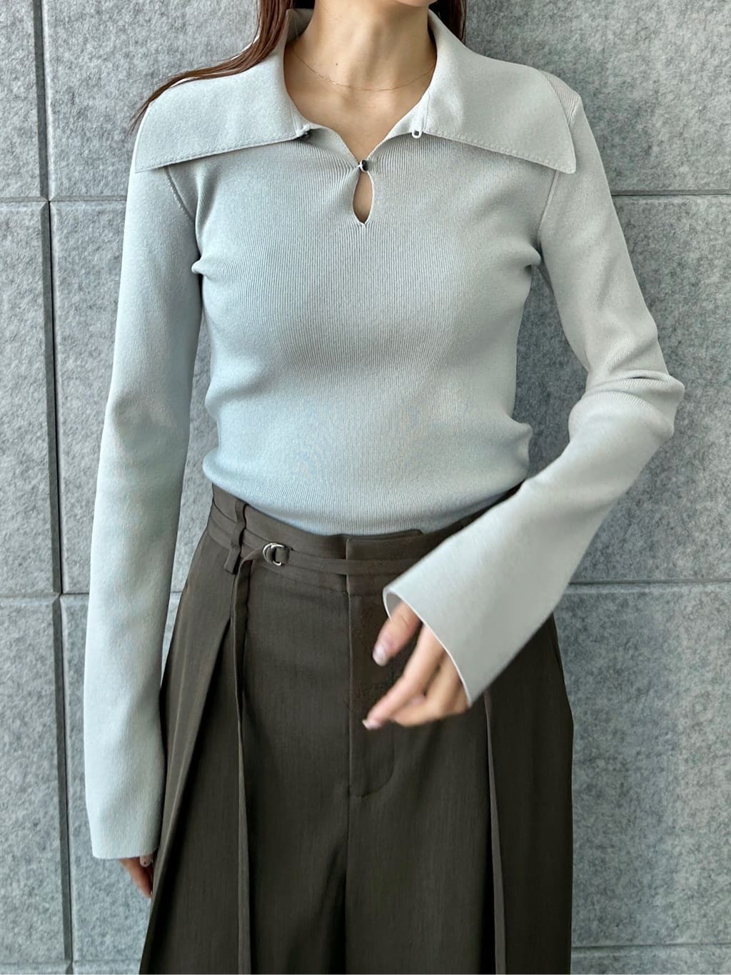 harunaさんの「CODE A｜urban tailor wide trousers」を使ったコーディネート