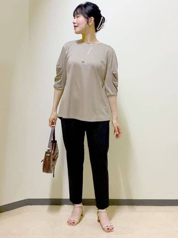  beni_gingerさんの「Reflect｜【私のパンツ／手洗い可】ベーシックテーパードパンツ」を使ったコーディネート