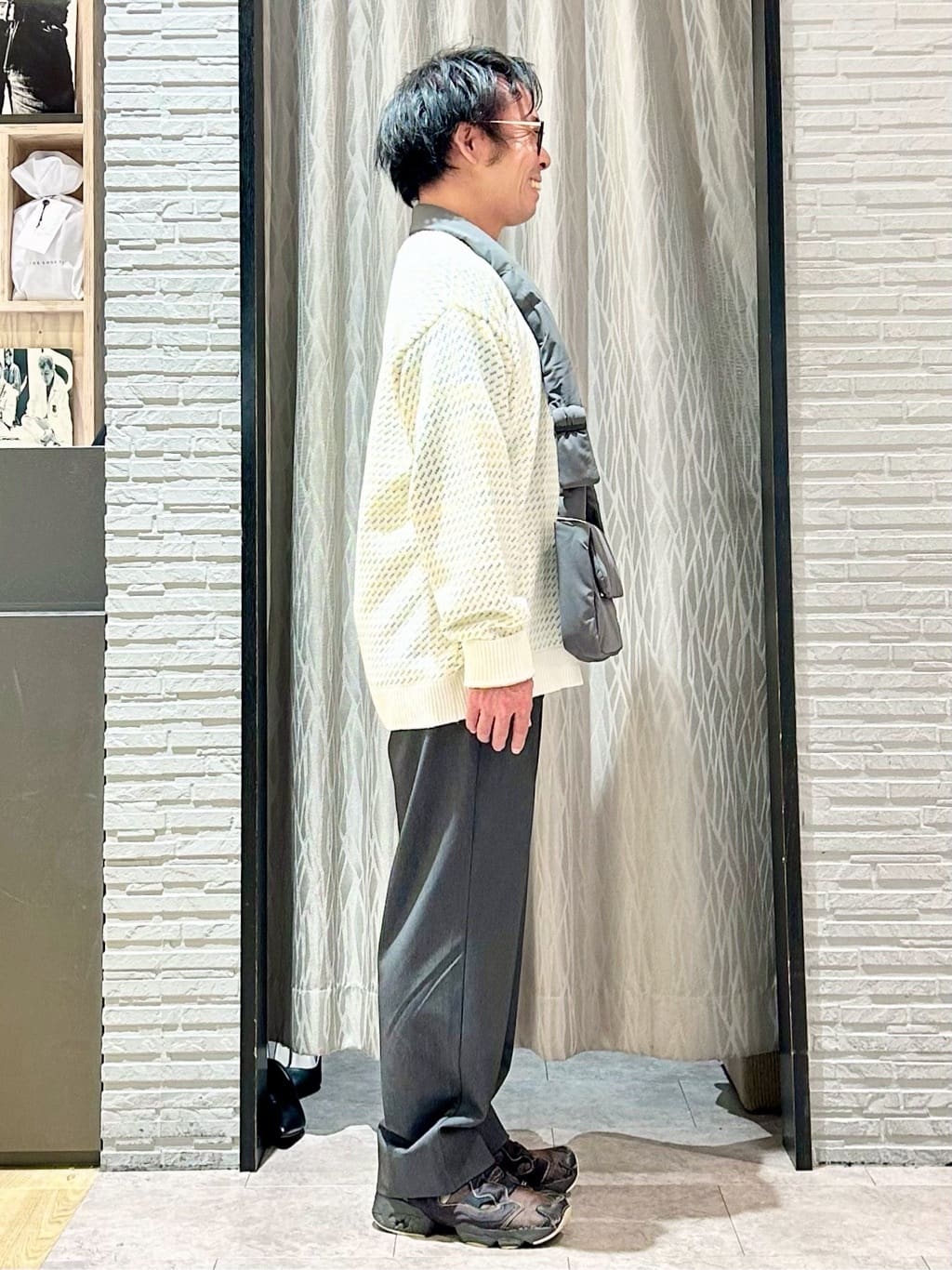 KENJI Iさんの「THE SHOP TK｜バーズアイグラデーションニット 洗濯機OK／ユニセックスでおすすめ！」を使ったコーディネート