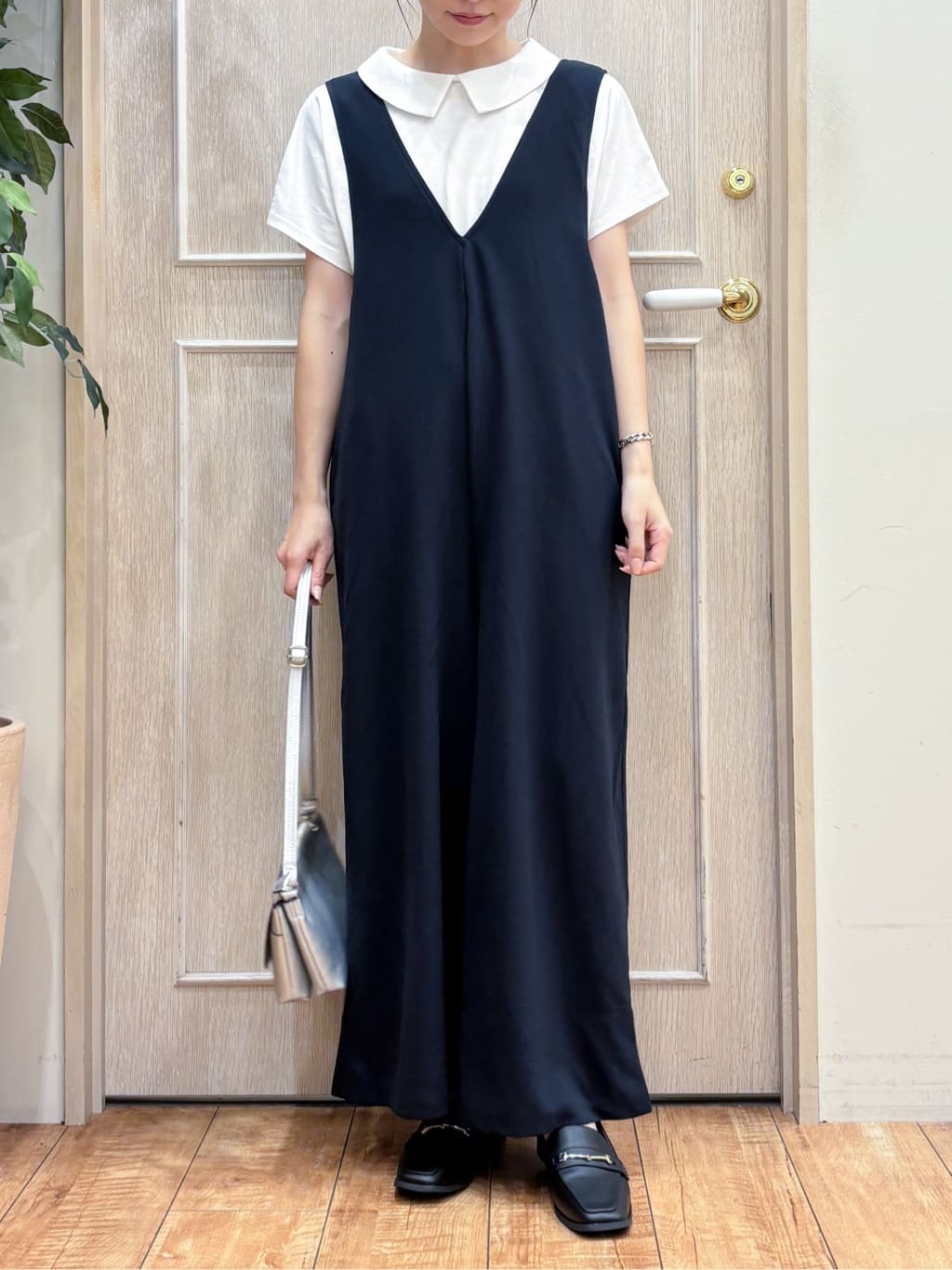 なみさんの「SHOO･LA･RUE｜【前後2WAY/洗える】さらっと着られるサロペット」を使ったコーディネート