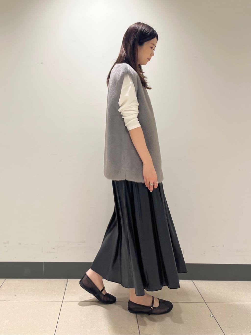 shokoさんの「INDIVI｜【UVケア】プリントフォトロングTシャツ」を使ったコーディネート