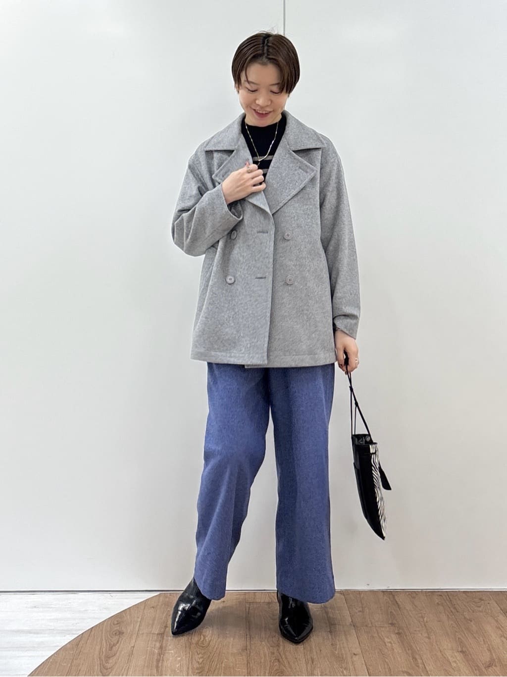 kanaeさんの「INDIVI｜【冬ニット人気NO．1！／カシミヤ混】ミドルゲージハイネックニット」を使ったコーディネート