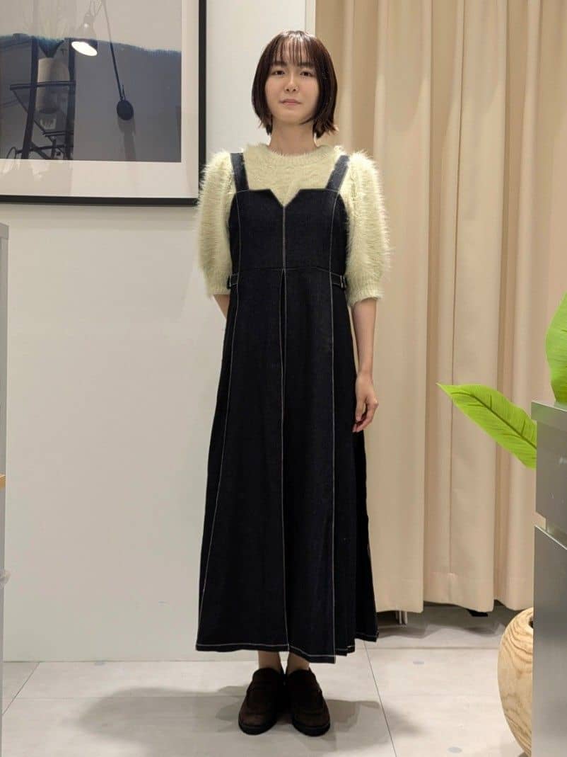 なめさんの「THE SHOP TK｜【大人の魅力引き出す】5分袖フェザーニット/洗える」を使ったコーディネート
