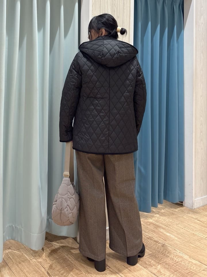 わかさんの「SHOO･LA･RUE｜【洗濯機可/毛玉レス】大人世代も取り入れやすい スウェットライク アソートニット」を使ったコーディネート