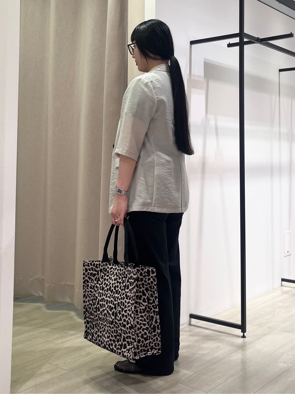 hasuさんの「INDIVI｜【インナーとしても活躍！】シンプルTシャツ」を使ったコーディネート