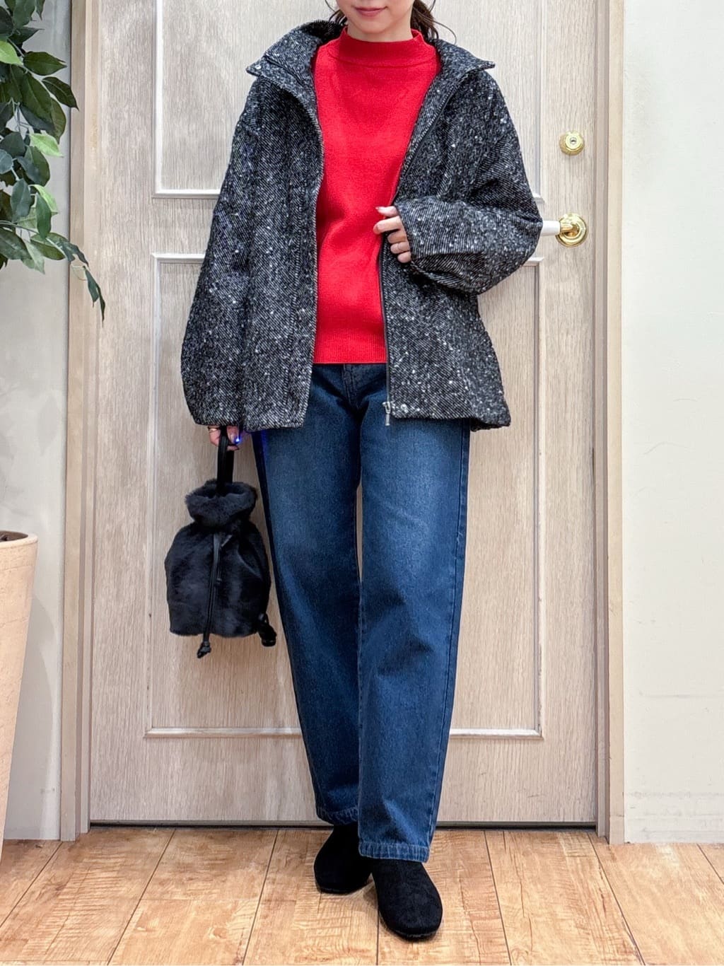 なみさんの「SHOO･LA･RUE｜【洗える/毛玉レス】表面がきれいなハイネックバックスリットニット」を使ったコーディネート