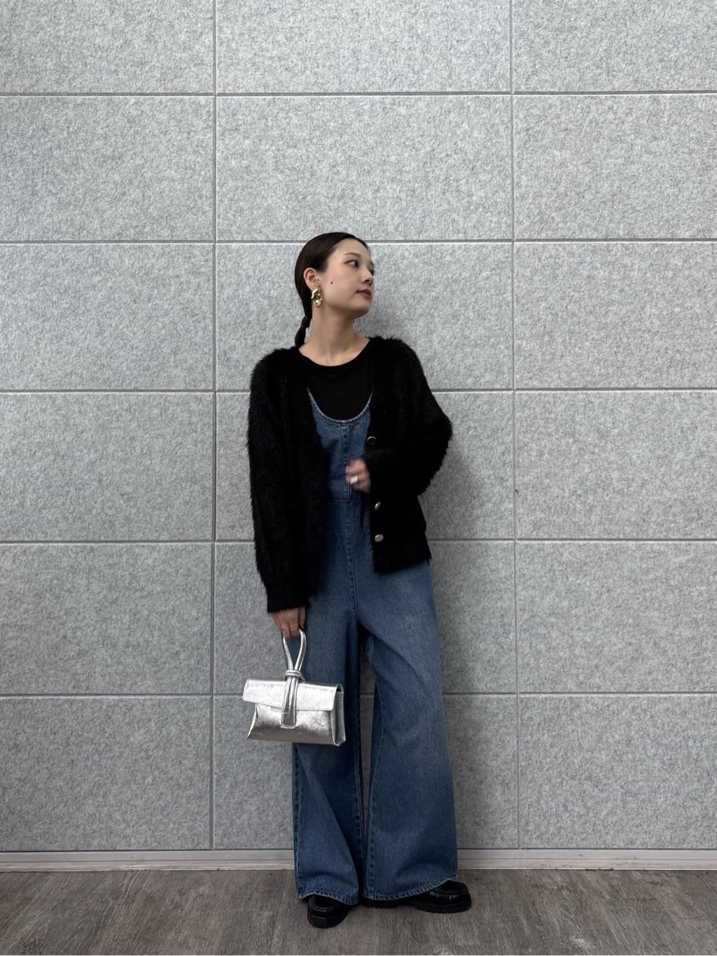 ayanoさんの「INDIVI｜シグネチャーシアーロンT」を使ったコーディネート