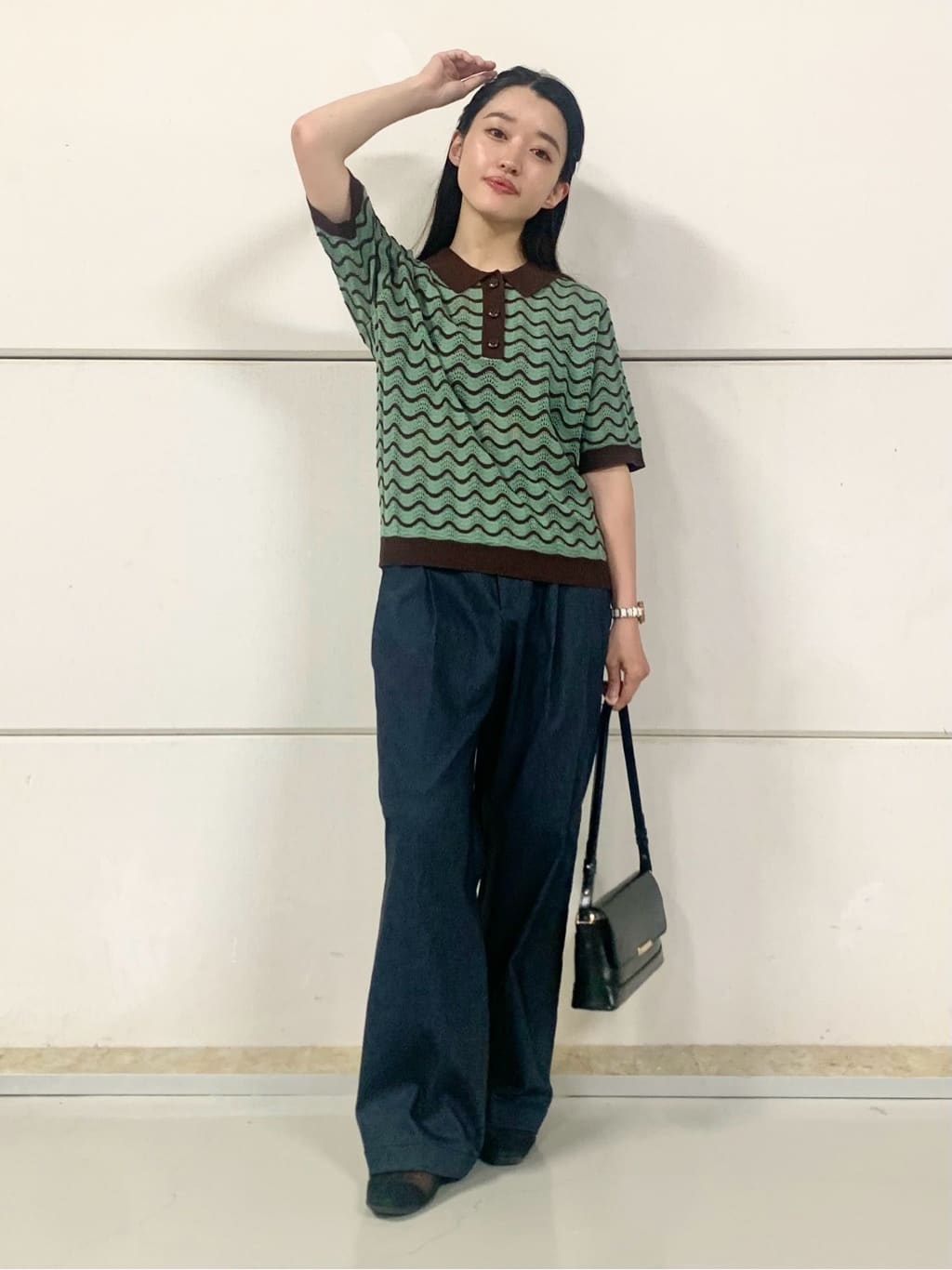 sahoさんの「THE SHOP TK｜【美脚見え】タックワイドパンツ【セットアップ可】」を使ったコーディネート