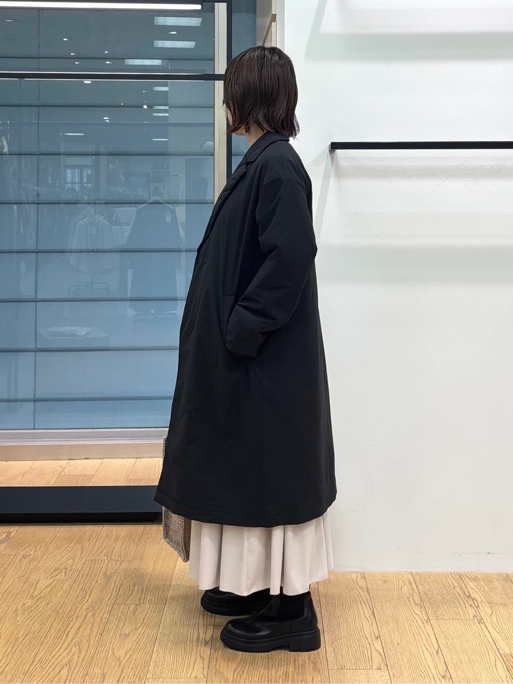 asamiさんの「INDIVI｜【ミニブークレ素材】ジャケットライクカーディガン」を使ったコーディネート