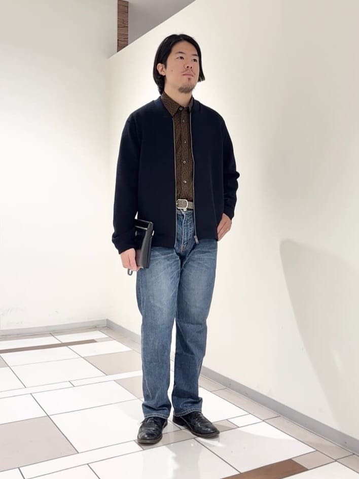 及川さんの「TAKEO KIKUCHI｜【Made in JAPAN】播州織 ドビー千鳥シャツ」を使ったコーディネート