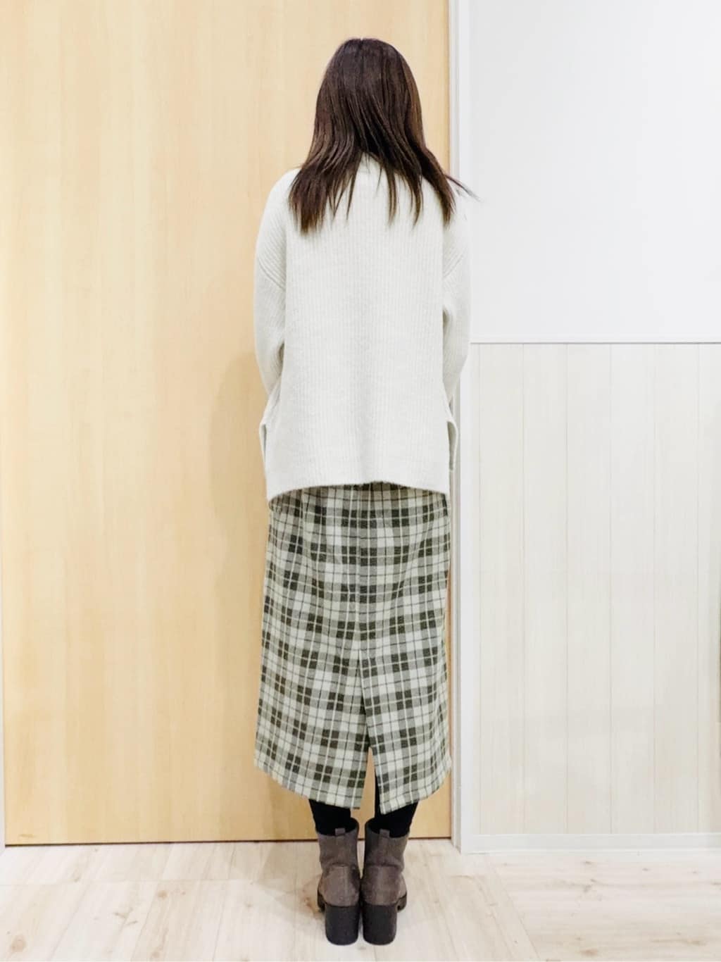 Naさんの「SHOO･LA･RUE｜【S-LL/洗濯機可】ふわふわが魅力 ハイネックニットプルオーバー」を使ったコーディネート