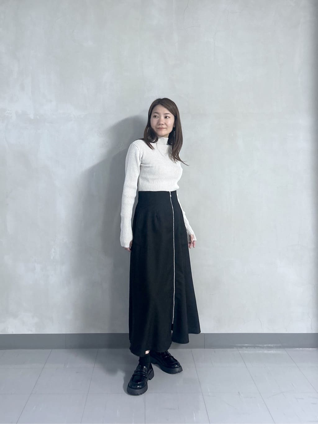 takaさんの「INDIVI｜センタージップフレアスカート」を使ったコーディネート