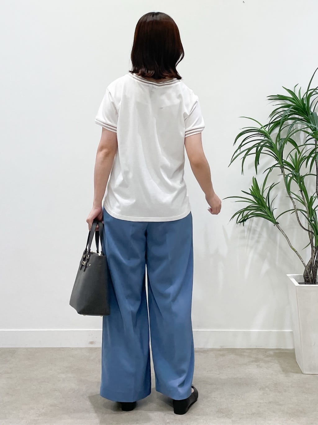 yukariさんの「Reflect｜【インナーにおすすめ◎】シアーネックデザインプルオーバー」を使ったコーディネート
