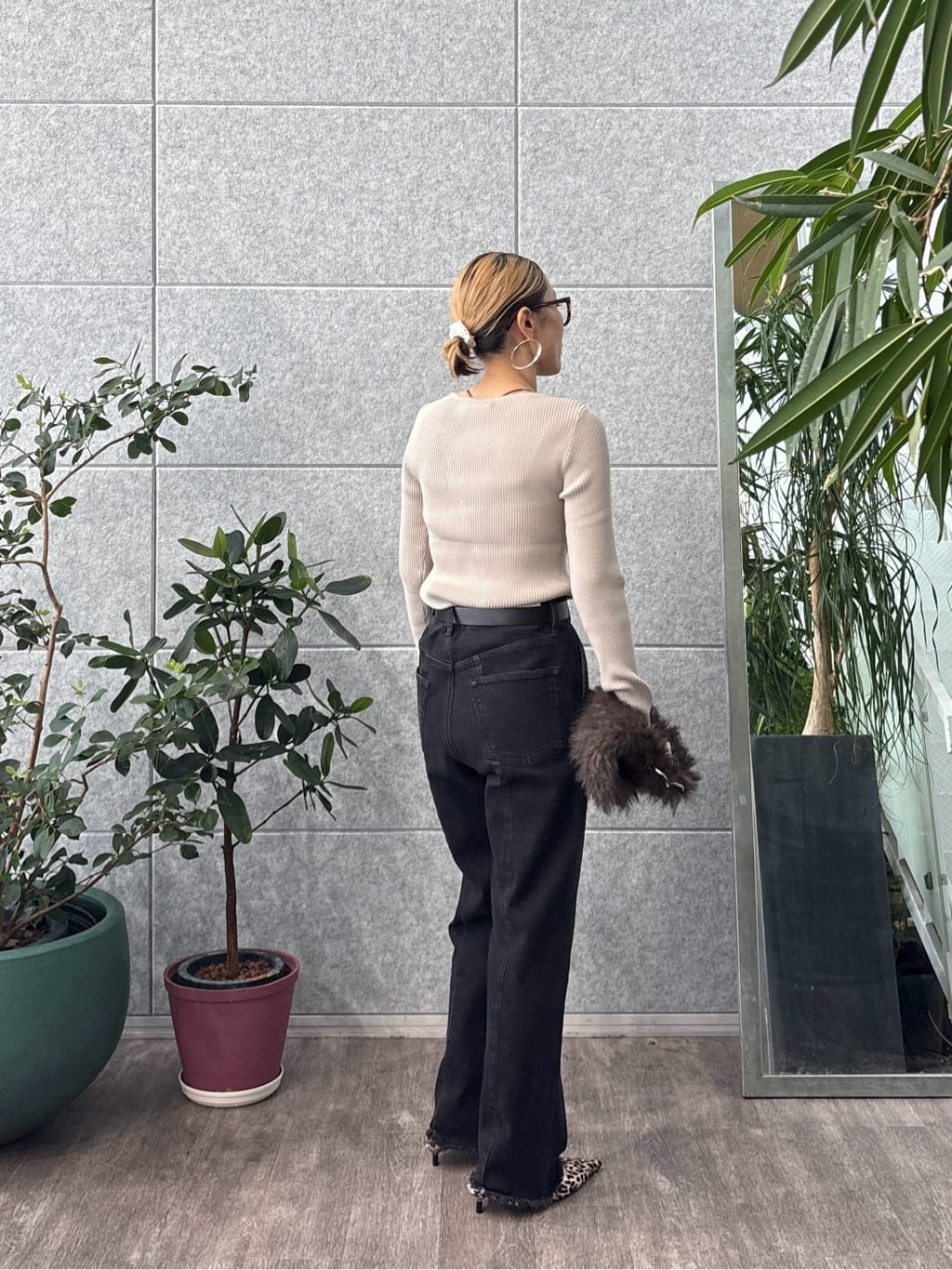 kotakiさんの「INDIVI｜センターピンタックデニム」を使ったコーディネート