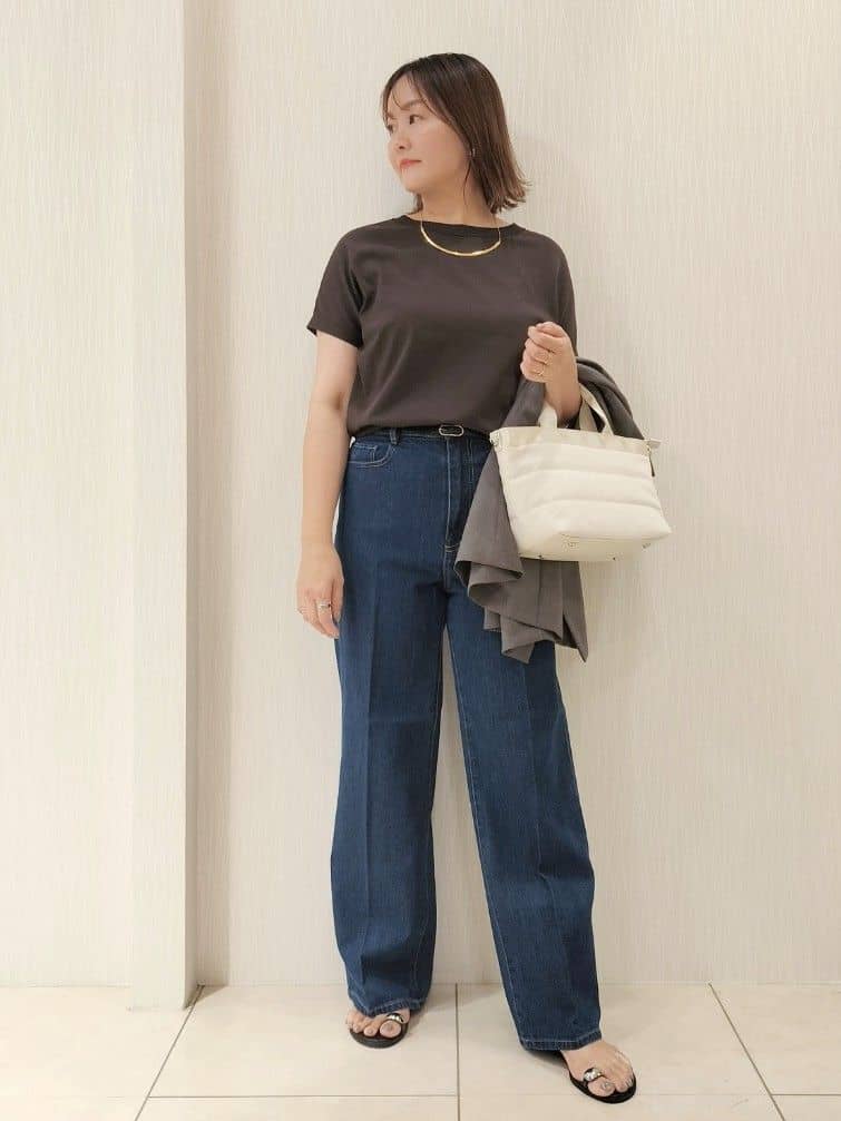 naokoさんの「UNTITLED｜【洗える/前後2WAY】ネックプルオーバーニット」を使ったコーディネート