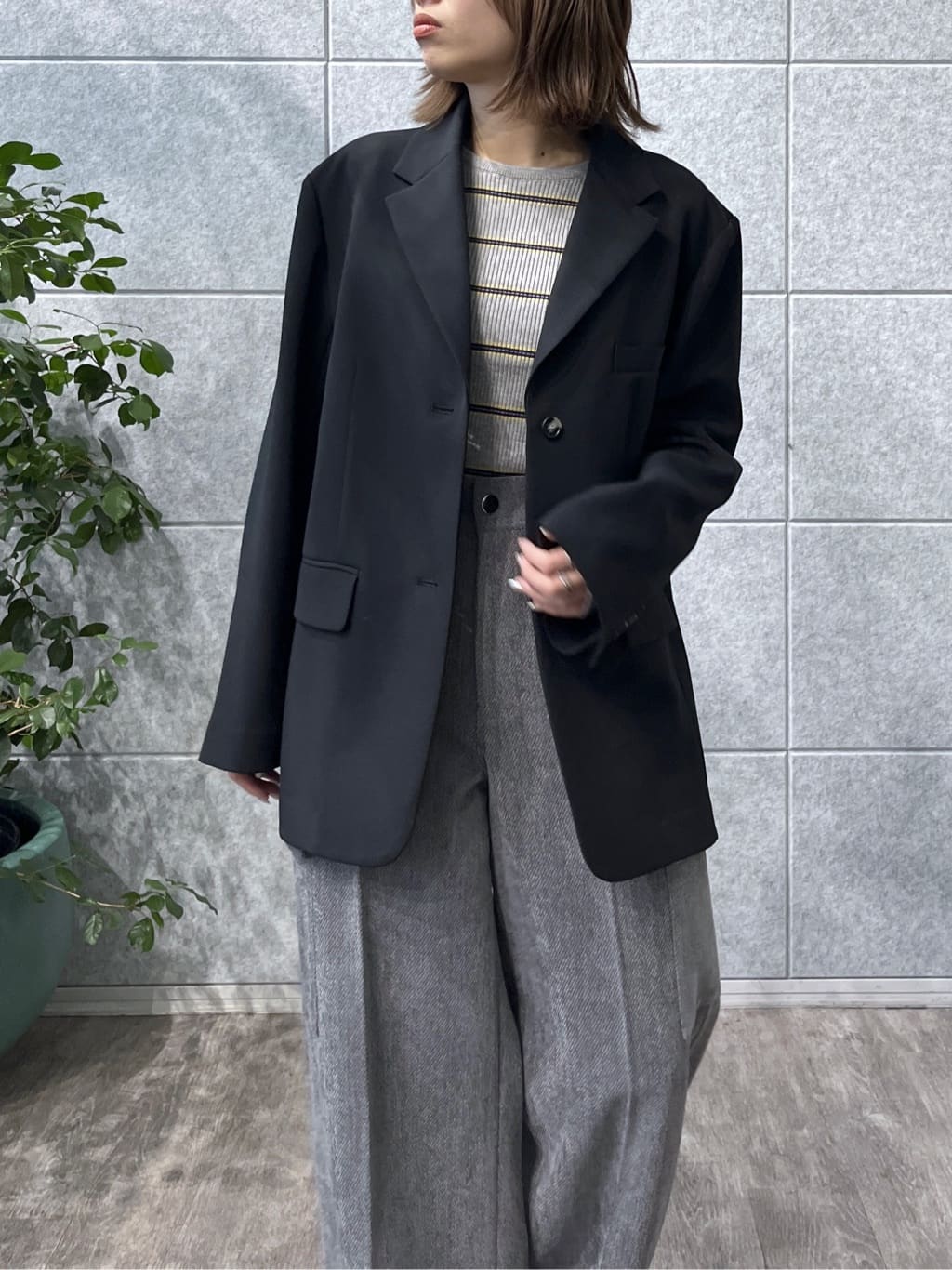 Harukaさんの「INDIVI｜ダブルクロスオーバージャケット」を使ったコーディネート