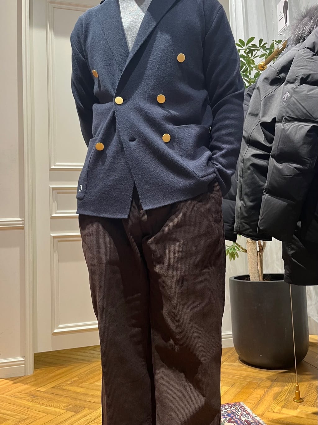 Tokuさんの「DRESSTERIOR｜ダブルブレスト ニットジャケット」を使ったコーディネート
