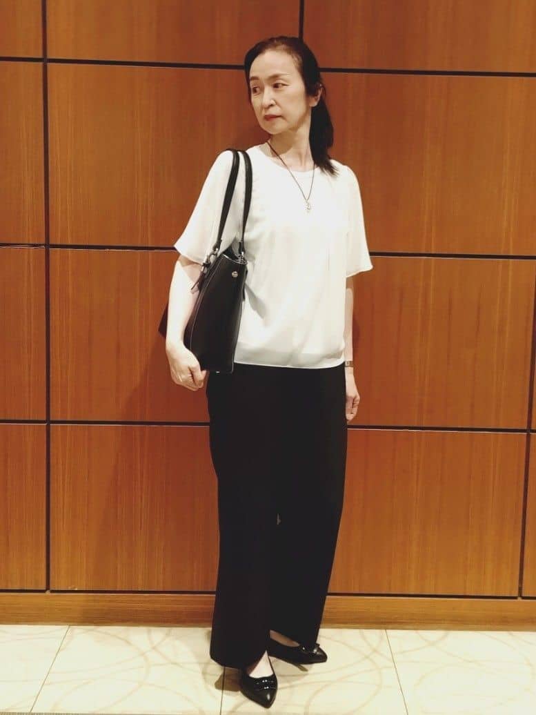 Kさんの「Reflect｜【一枚着で着映え◎／ジャケットのインナーにも】フロント開きブラウス」を使ったコーディネート