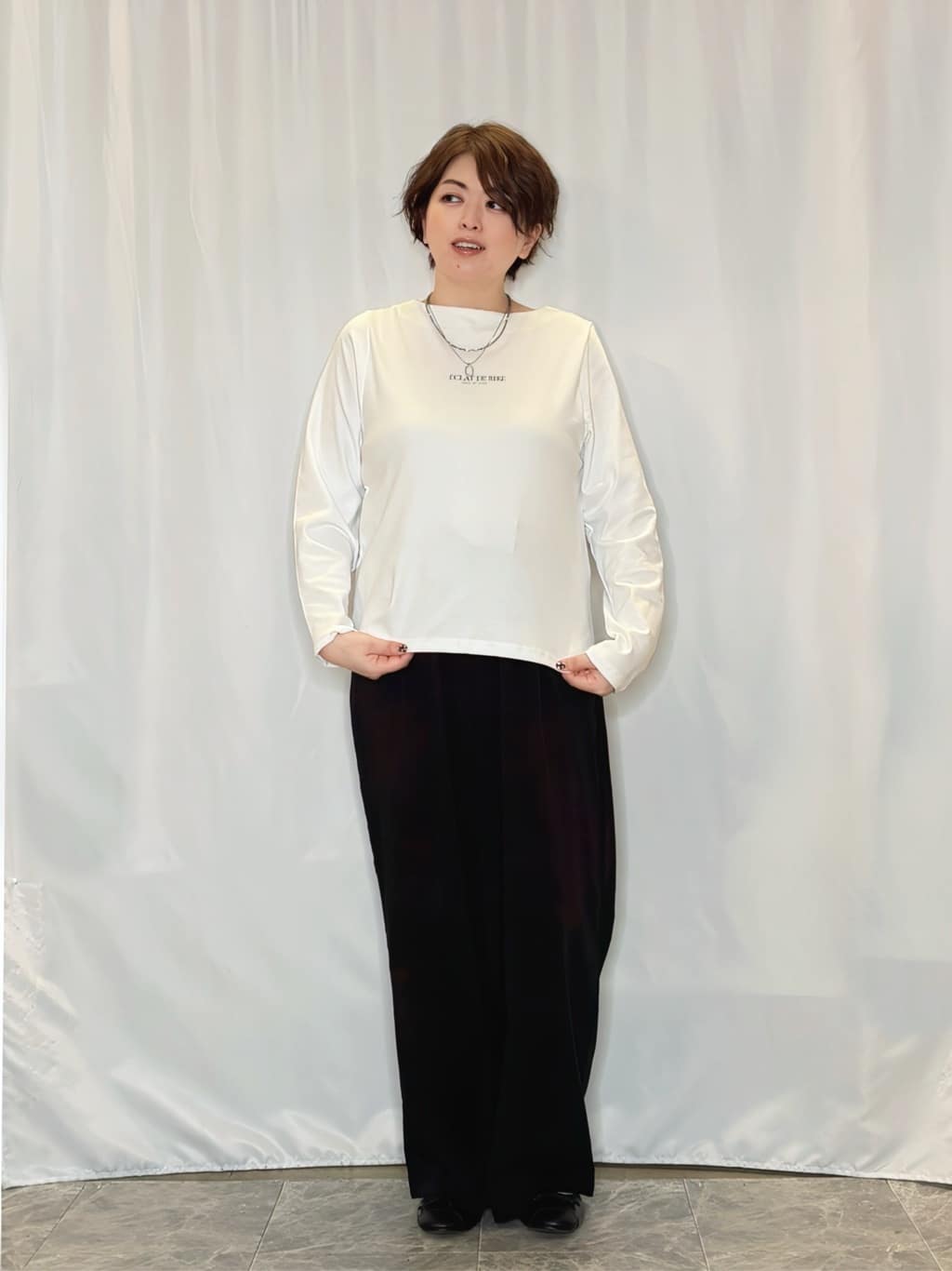 たみさんの「SHOO･LA･RUE｜【S-LL】美しく見せる ボートネックロンT」を使ったコーディネート