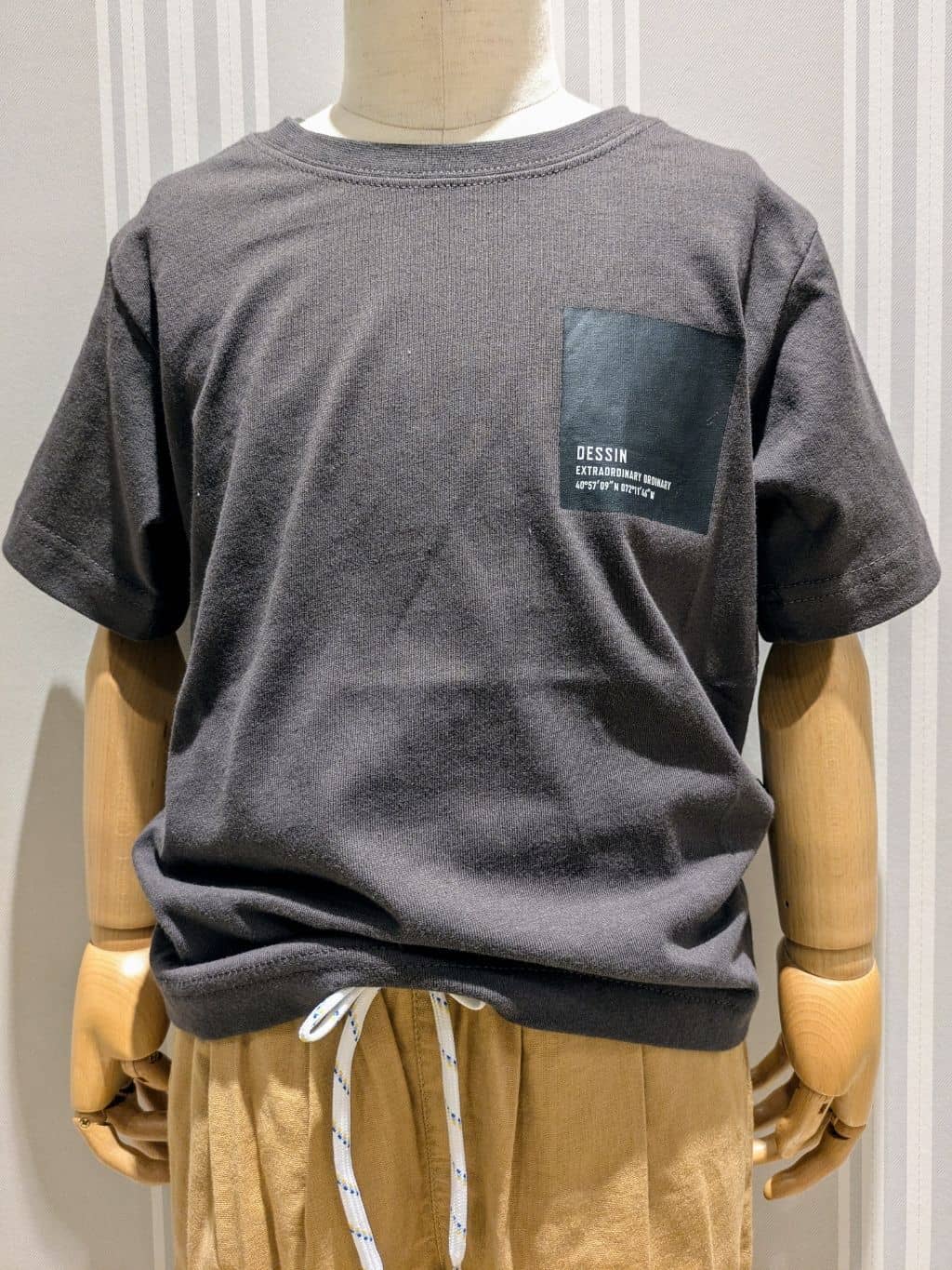 Yoshidaさんの「Dessin｜【洗える】オーガニックコットン 半袖Tシャツ」を使ったコーディネート