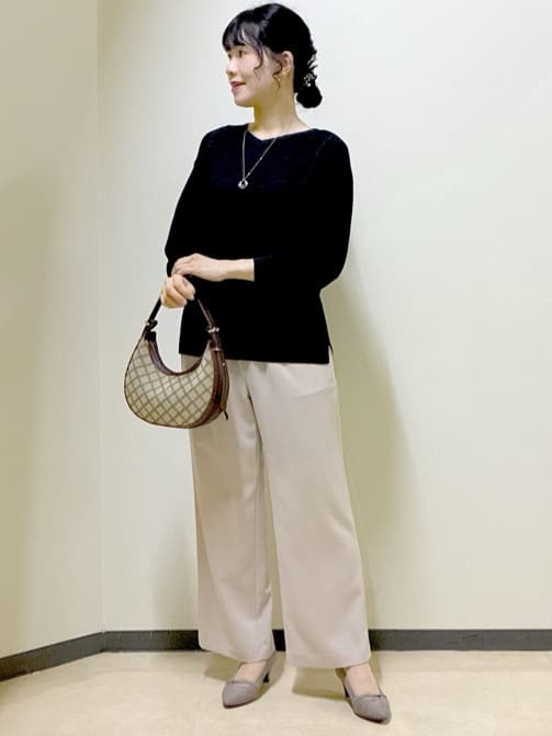  beni_gingerさんの「Reflect｜【接触冷感／マシンウォッシュ可／ウエスト総ゴム】ワイドシルエットパンツ」を使ったコーディネート