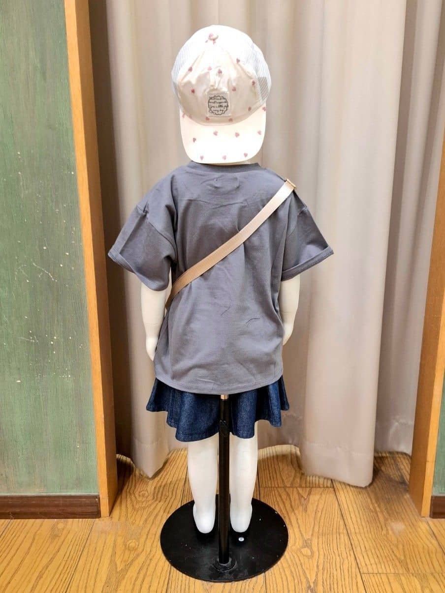 haruさんの「SHOO･LA･RUE｜【100-150cm】刺繍ロゴ転写プリントGIRLSTシャツ」を使ったコーディネート