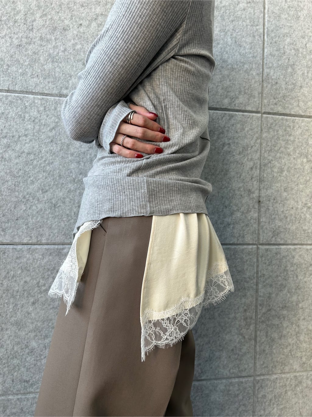 honoka Aさんの「CODE A｜twist sheer rib LS」を使ったコーディネート