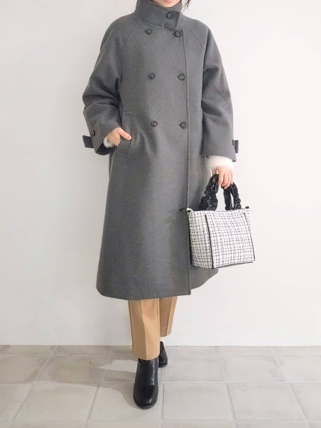miomioさんの「SHOO･LA･RUE｜【洗濯機可/S-LL】美脚見え あったか裏起毛 テーパードパンツ」を使ったコーディネート