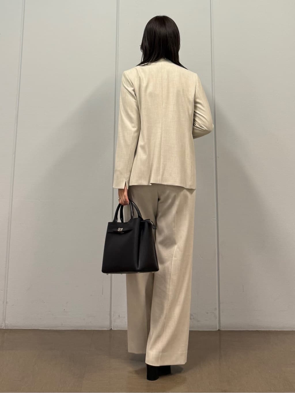 mizukiさんの「INDIVI｜【きれいめ／オフィス／イベント】フェザージャカードブラウス」を使ったコーディネート