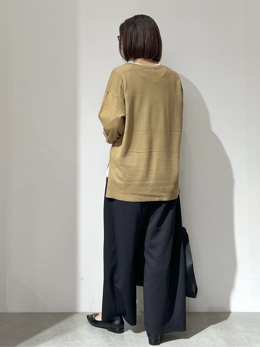 NAKAさんの「OPAQUE.CLIP｜イージーワイドパンツ【洗濯機OK】」を使ったコーディネート