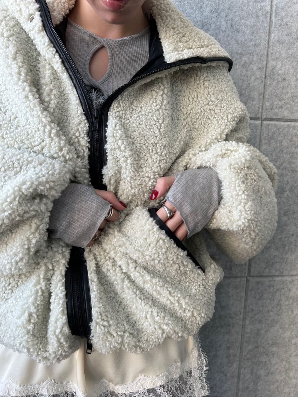 honoka Aさんの「CODE A｜boa hoodie blouson」を使ったコーディネート