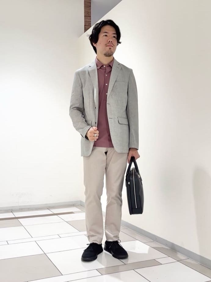 及川さんの「TAKEO KIKUCHI｜【抗菌防臭】COOL DOTS（R）ドビープリント ジャケット」を使ったコーディネート