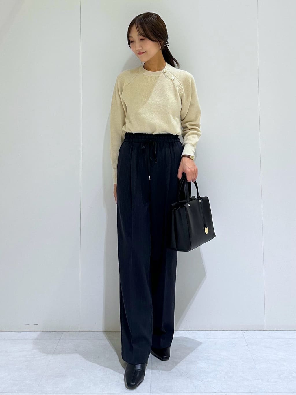 makiさんの「OPAQUE.CLIP｜カシミヤブレンドウールチェスターコート」を使ったコーディネート