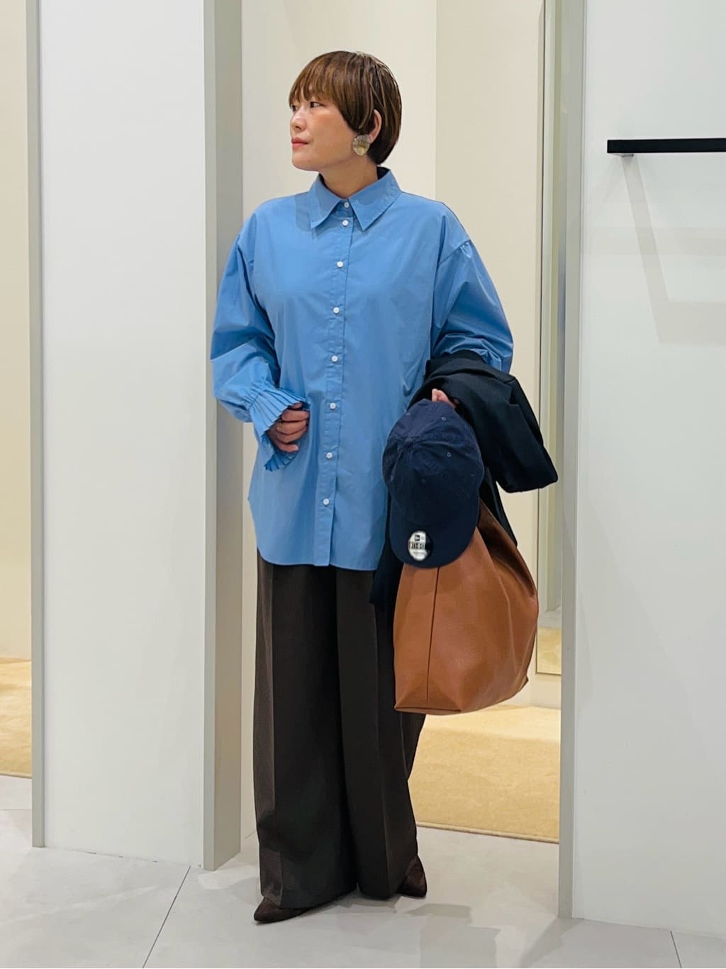 タナさんの「THE SHOP TK｜【今羽織るなら】ダブルブレストジャケット【セットアップ可/洗える】」を使ったコーディネート