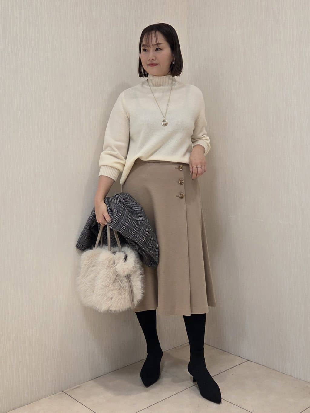 naokoさんの「UNTITLED｜【8色展開/洗える】ウールカシミヤ ハイネックニット」を使ったコーディネート