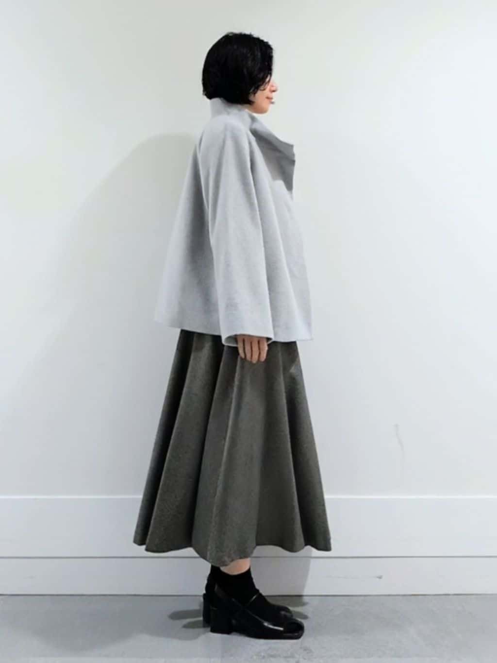 ミズタさんの「UNTITLED｜【着回しが効く／オンオフアウター】ウールショートコート」を使ったコーディネート
