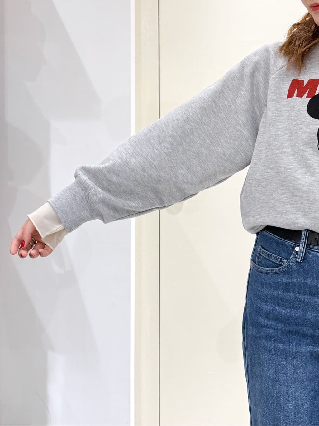 sayaさんの「OPAQUE.CLIP｜《Mickey Mouse》プリントアソートスウェット【洗濯機OK】」を使ったコーディネート