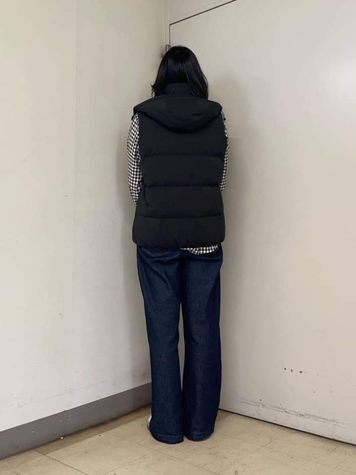 iwさんの「TAKEO KIKUCHI｜【袖取り外し可】デタッチャブル ダウンブルゾン」を使ったコーディネート