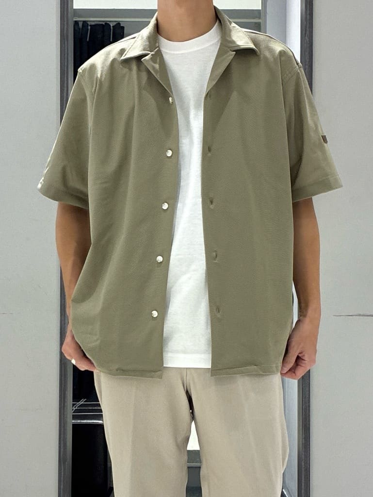わいずみさんの「TAKEO KIKUCHI｜【COOL CITY WEAR】エアートール オープンカラーシャツ /接触冷感・通気性」を使ったコーディネート