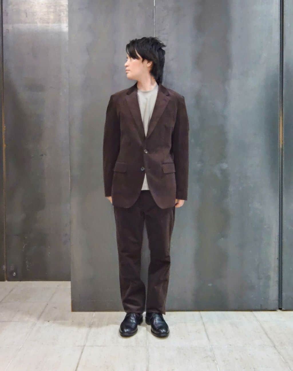 shiominさんの「TAKEO KIKUCHI｜【Sサイズ～】ストレッチコーデュロイ ジャケット」を使ったコーディネート