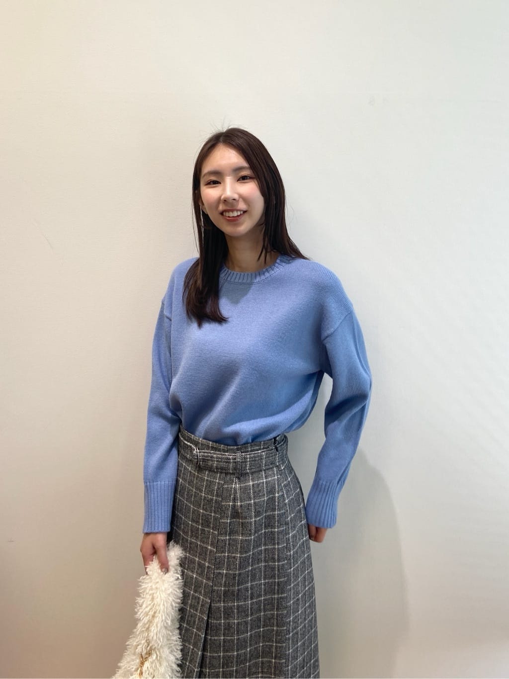 めぐさんの「OPAQUE.CLIP｜チェックツイード ラップ風ナロースカート【洗濯機OK】」を使ったコーディネート